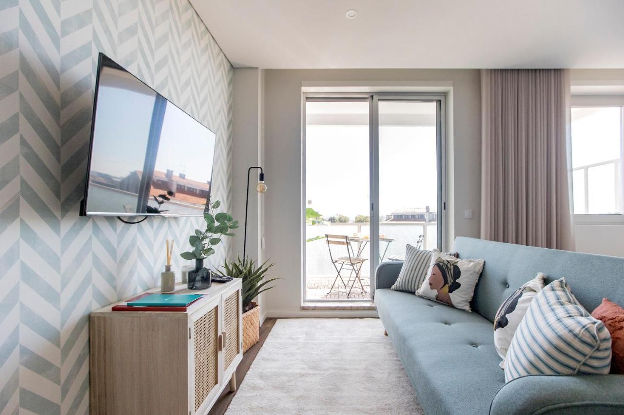 Elegant Studio W/ Ac & Balcony By Lovelystay Порто Екстериор снимка